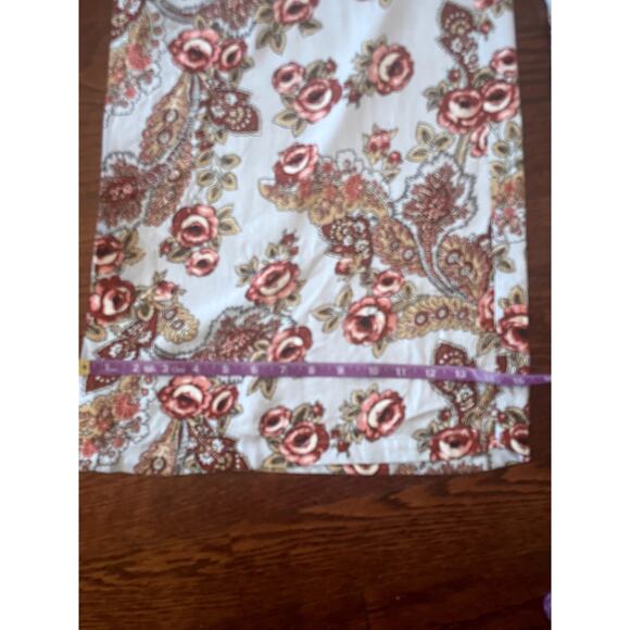 WAYF Wide Leg Side Slit, Floral Trousers Size L - Picture 3 of 4